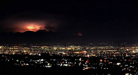 17 Spot Foto Malam Hari Di Bandung Yang Indah Dan Menarik