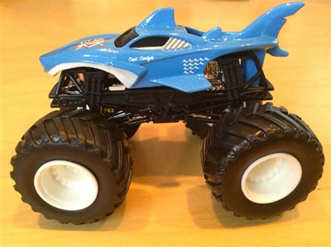 Julian S Hot Wheels Blog Shark Wreak Monster Jam Truck