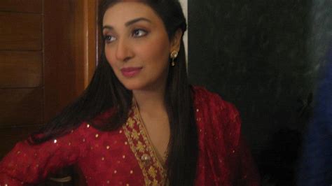 fashioncorner ayesha khan the famous actress of vasal chein aaye naa parsa kaafir lamha