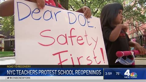 Teachers Protest School Reopenings During Day Of Action Nbc New York