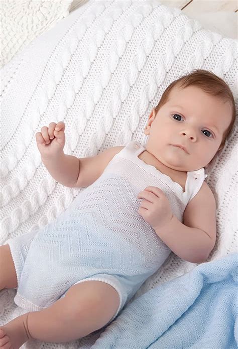 ¿qué Ropa Comprarle A Un Bebé Recién Nacido En Verano Minutus