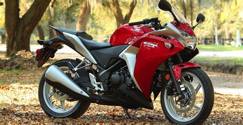 Honda bike price starts from rs. Top 10 Best 200cc to 250cc Bikes in India with Price ...