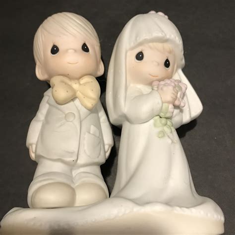 Vintage 1979 Precious Moments Bride And Groom The Lord Bless Etsy