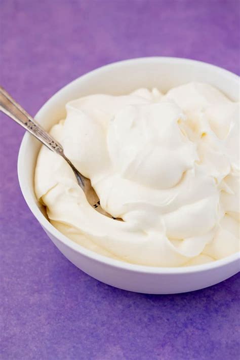 How To Make Perfect Whipped Cream From Scratch Sweetest Menu