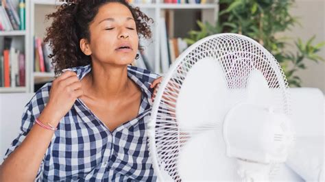 Top Ways Brits Keep Cool In Heatwave From Spraying Duvet To