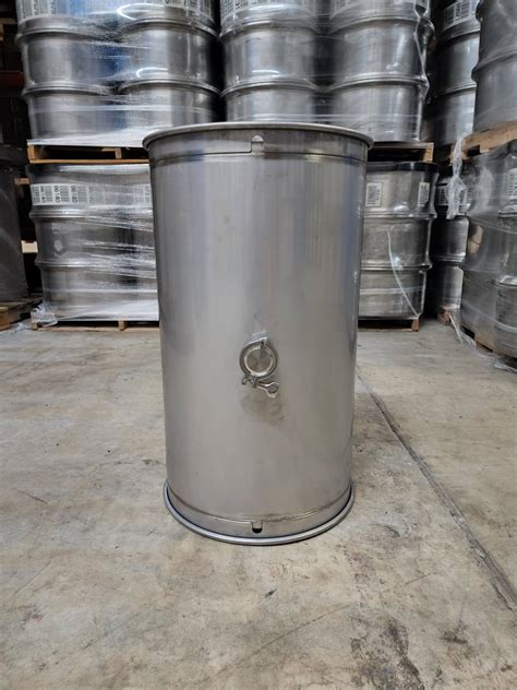 33 Gal 304 New Other Ss Closed Barrel W 2″ Fitting In Middle 15mm