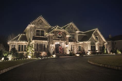 Outdoor Holiday Lighting Installation Near Me The Cake Boutique