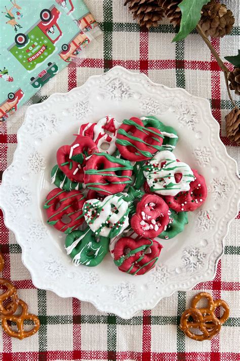 Chocolate Dipped Christmas Pretzels Meatloaf And Melodrama