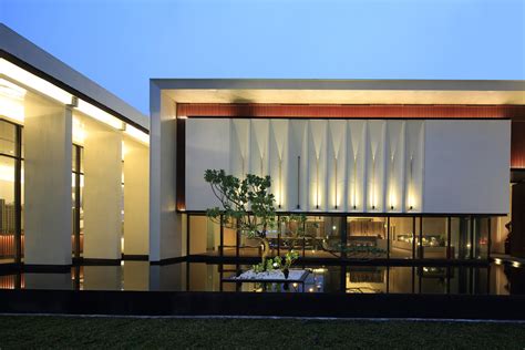 Gallery Of Exquisite Minimalist Arcadian Architecturedesign 1