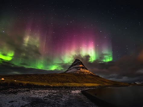 Plan To See The Northern Lights Visit Iceland Before Time Runs Out