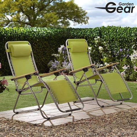 $130) is sturdy and stylish. The Ultimate Zero Gravity Chair | Happy Beaks
