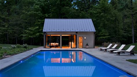 Simple Modern House With Pool