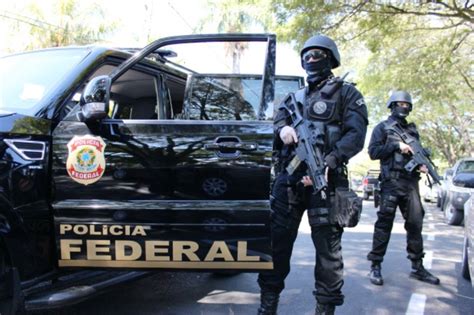 Polícia Federal Faz Diligências Em Santos Após Escândalo De Corrupção