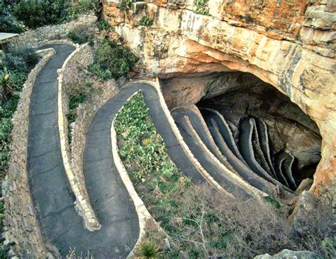 The Road To Hell In Carlsbad Caverns National Park The Wanders