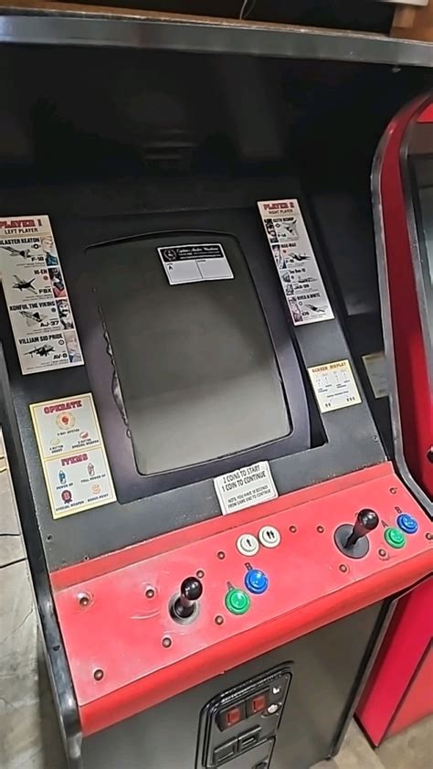 Jamma Arcade Game Cabinet W 19 Crt Monitor 2