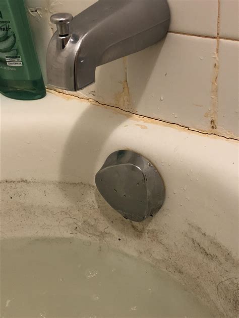 Tub Spout Won T Unscrew - Can'T Find Set Screw On Tub Spout