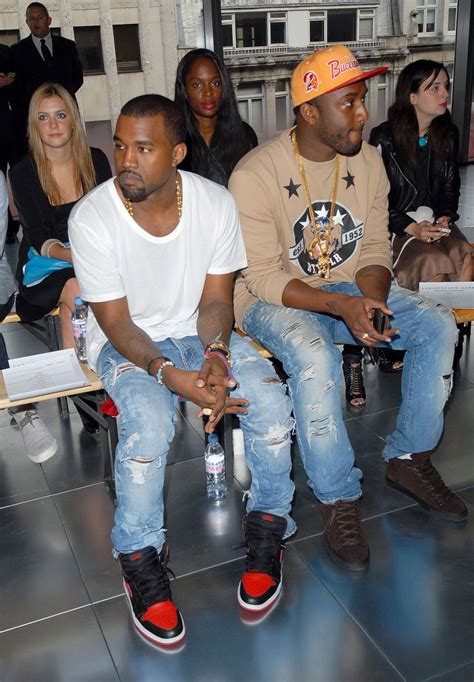 La Storia Dello Stage Di Kanye West E Virgil Abloh Da Fendi