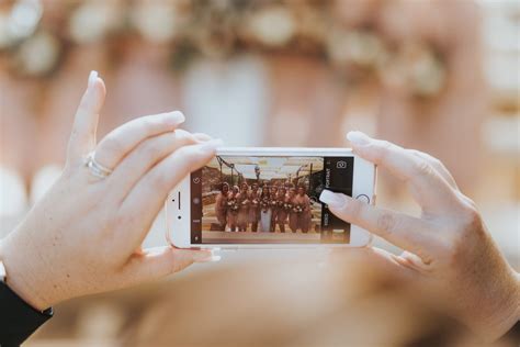 7 Tips For Taking Amazing Diy Wedding Photos Wedding Photo Swap