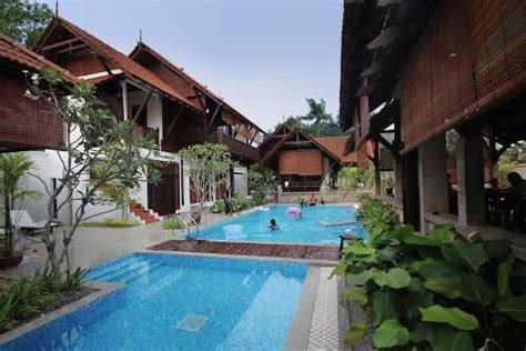 Where is hotel bajet memori located? Tempat percutian di Melaka menarik untuk keluarga ...