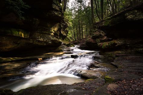 Old Mans Cave Oh Usa Oc 2048x1365 Ipad Air Wallpaper Wallpaper