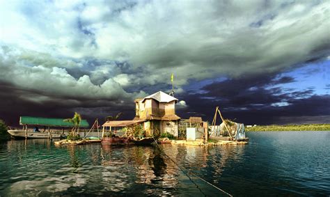 Joyxee Island Eco Friendly Floating Paradise Made Of Plastic Bottles Documentarytube