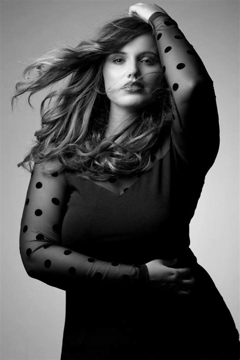 Carina Behrens Plus Size Photography Fashion Photography Poses