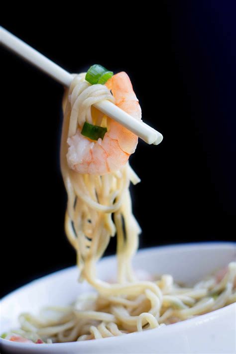 Here is the recipe, loaded with succulent shrimp, with lots of fresh baby bok choy and red peppers. Quick Chinese Shrimp Noodle Soup - Erren's Kitchen