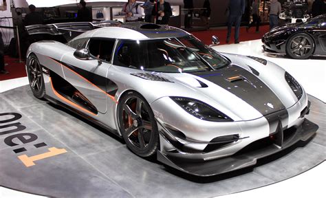 1340 Horsepower Koenigsegg One1 Supercar Live Video And Photos From