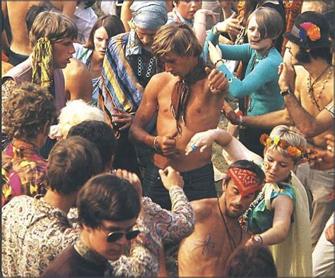 Hippies S Summer Of Love Hippie Movement Woodstock Festival