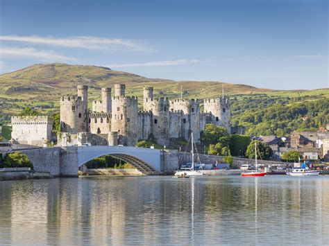 Conwy Castle Medieval Fortress Castles Magnificent