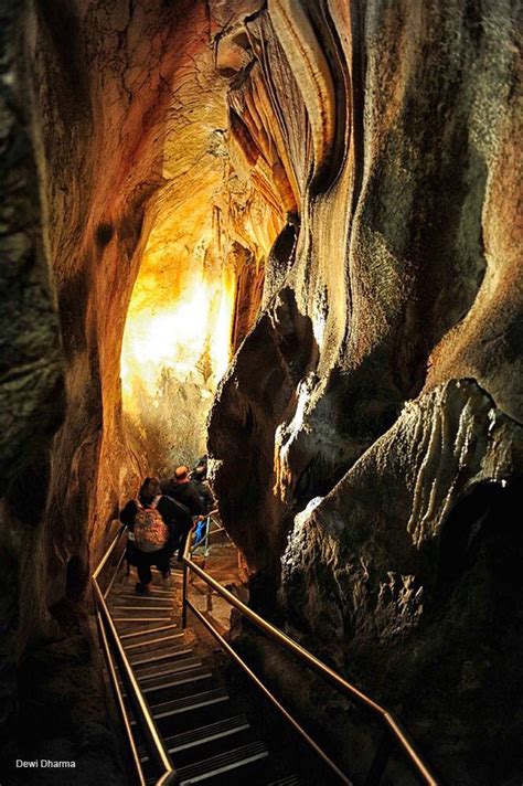 Jenolan Caves Sydney Australia Australia Travel Guide Visit