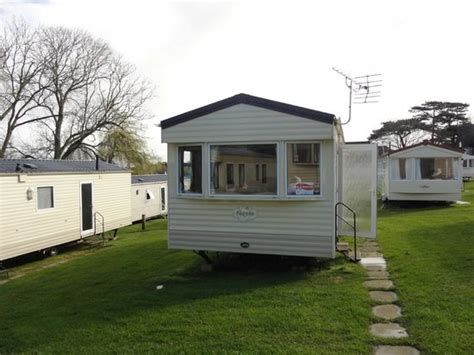 Caravan Picture Of Parkdean Resorts Lower Hyde Holiday Park