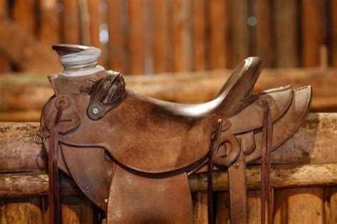 Great savings & free delivery / collection on many items. 15 inch Dave Hoover Wade Saddle for Sale - For more ...