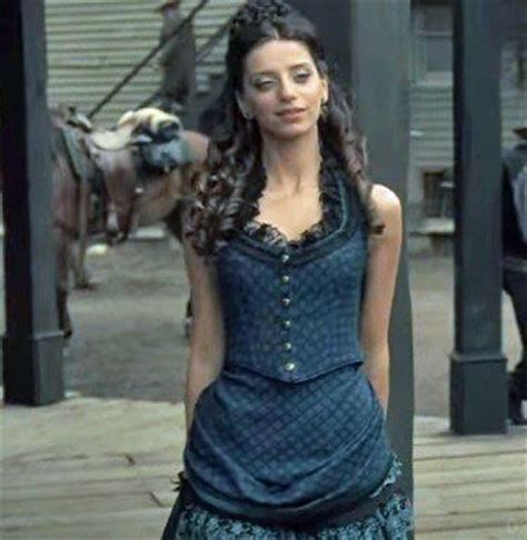 Angela Sarafyan As Clementine Pennyfeather In Westworld Costume Westworld Angela Sarafyan