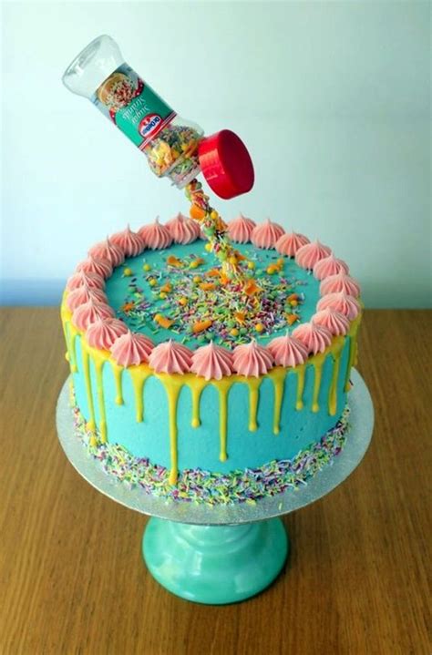 We have many different varieties of cakes for kids which you can gift them and can make their day memorable by attractive and scrumptious cakes online delivery at your doorstep. 45 Magnificent Birthday Cake Designs for Kids | Gravity ...
