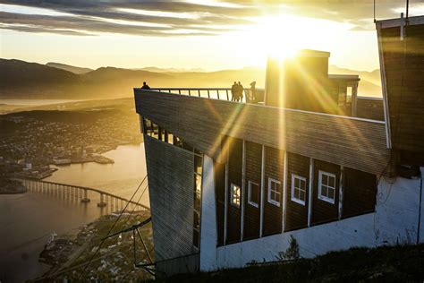 How To See The Midnight Sun In Tromsø Visit Northern Norway