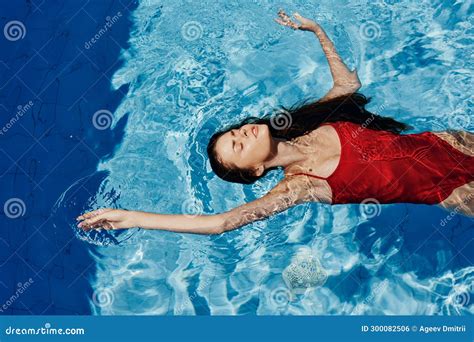 Woman Swim Beauty Swimwear Summer Female Holiday Bikini Water Pretty