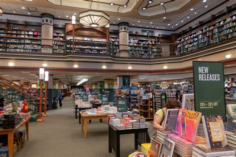 Barnes & Noble on newsstands, products, and why magazines are the