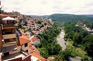 Veliko Tarnovo, the "Queen of Bulgarian cities" - Madame Bulgaria