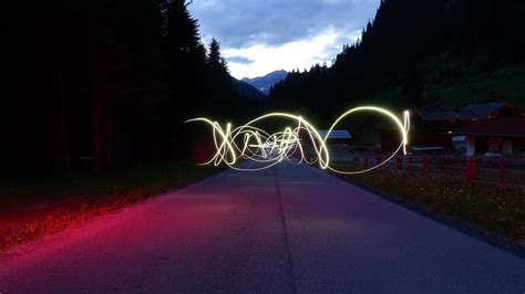 Long Exposure Photos Paint Shapes In The Dark With Long Exposure