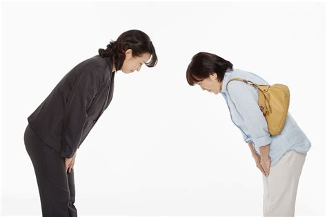 Japanese Bowing Etiquette 101 Crash Course
