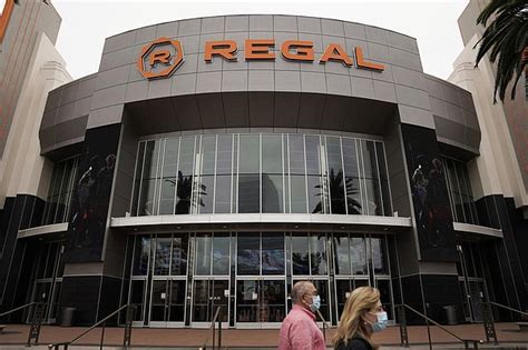 Regal Cinemas Closing Cuts 20 Releases