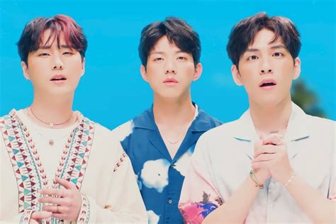 Watch Day6 Even Of Day Falls In Love With Their “darling Of The Beach” In Adorable Mv For