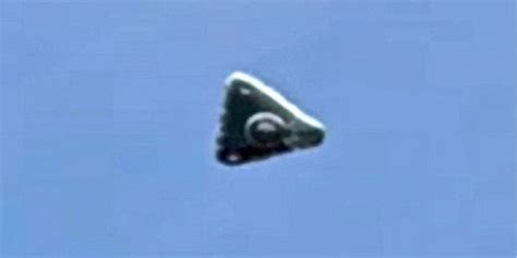 Triangle Ufo Above Germany Leaves Questions In Its Wake Video