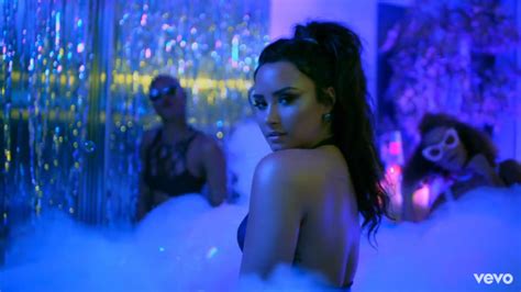 Demi In Her New Music Video For Sorry Not Sorry
