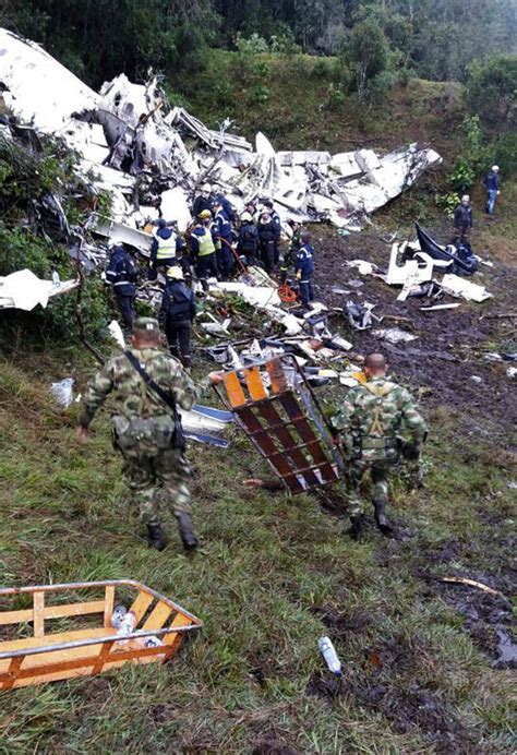 Columbia Plane Crash Happened After Jet Ran Out Of Fuel Daily Star