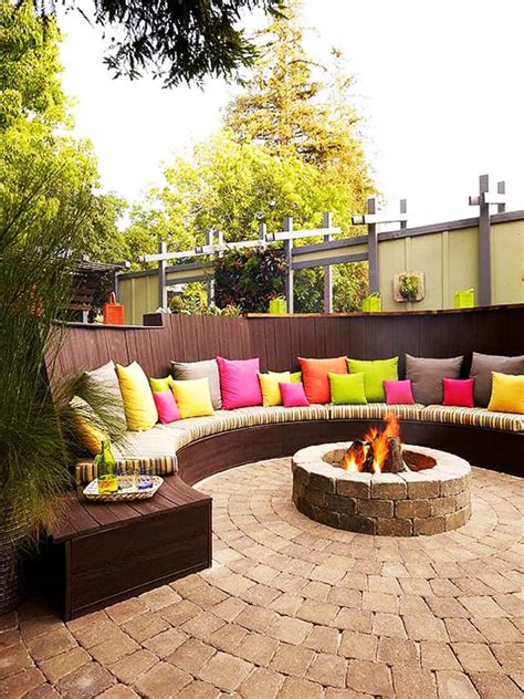 22 Fantastic Small Patio With Fire Pit Home Decoration And