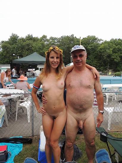 Poppin Nudes Nudist Cfnm Naked Fkk Naturist