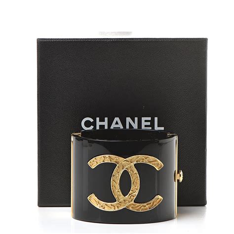 Chanel Resin Cc Cuff Bracelet Black Gold 508565
