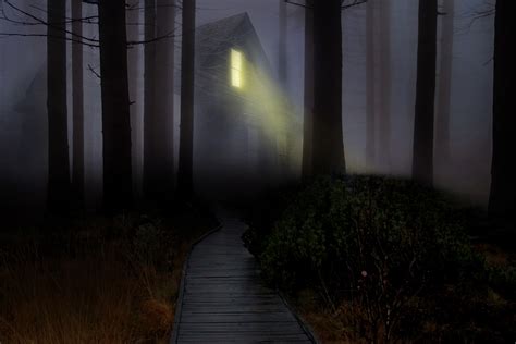 10 Haunted Houses Hayrides And Walking Tours In Southeastern